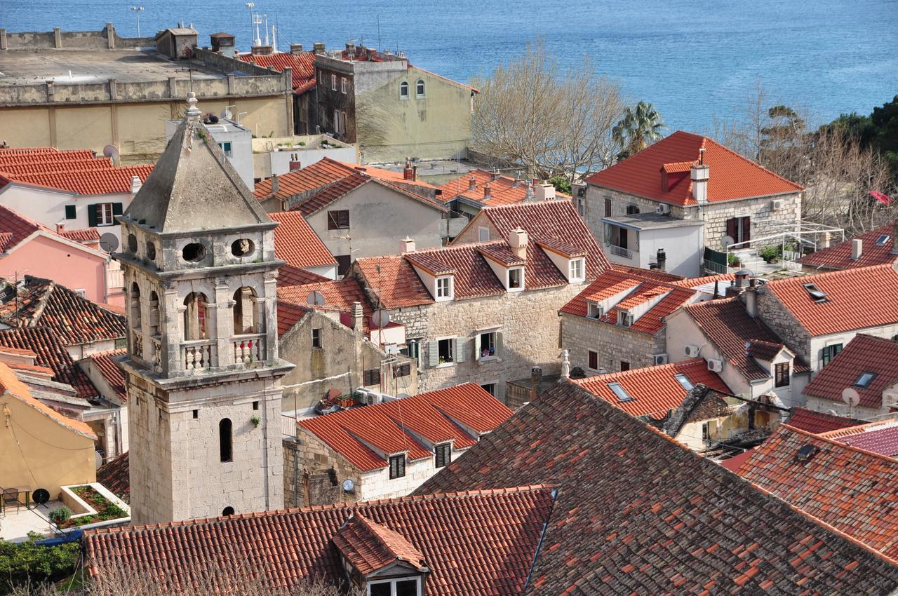 Villa Mama - Traditional Apartments In Omis, Free Parking Buitenkant foto